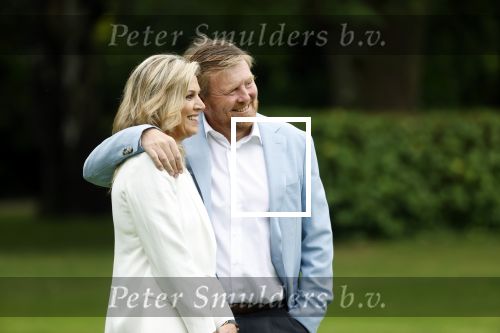 Den Haag  17 juli 2020
Koninklijk fotouurtje in de tuin van Huis ten Bosch . Vanwege corona was er veel minder pers uitgenodigd dan andere jaren. Aanwezig koning Willem Alexander Koningina Maxima en de prinsessen Amalia Alexia en Ariane .