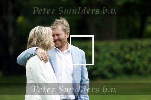 Den Haag  17 juli 2020
Koninklijk fotouurtje in de tuin van Huis ten Bosch . Vanwege corona was er veel minder pers uitgenodigd dan andere jaren. Aanwezig koning Willem Alexander Koningina Maxima en de prinsessen Amalia Alexia en Ariane .