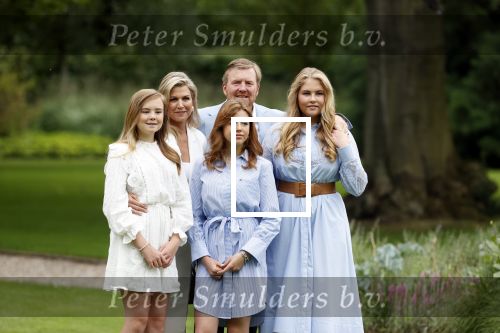 Den Haag  17 juli 2020
Koninklijk fotouurtje in de tuin van Huis ten Bosch . Vanwege corona was er veel minder pers uitgenodigd dan andere jaren. Aanwezig koning Willem Alexander Koningina Maxima en de prinsessen Amalia Alexia en Ariane .