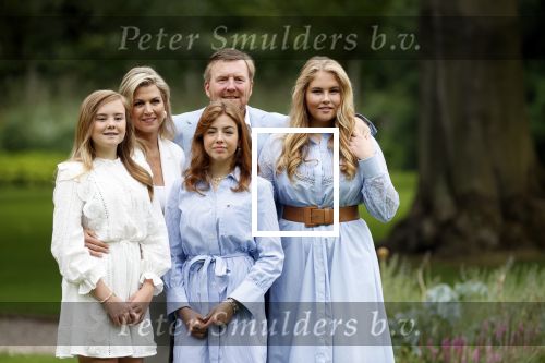Den Haag  17 juli 2020
Koninklijk fotouurtje in de tuin van Huis ten Bosch . Vanwege corona was er veel minder pers uitgenodigd dan andere jaren. Aanwezig koning Willem Alexander Koningina Maxima en de prinsessen Amalia Alexia en Ariane .