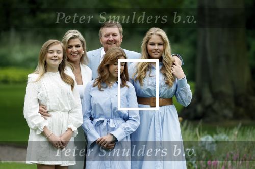 Den Haag  17 juli 2020
Koninklijk fotouurtje in de tuin van Huis ten Bosch . Vanwege corona was er veel minder pers uitgenodigd dan andere jaren. Aanwezig koning Willem Alexander Koningina Maxima en de prinsessen Amalia Alexia en Ariane .