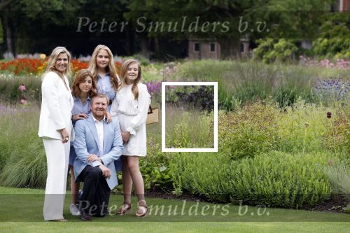 Den Haag  17 juli 2020
Koninklijk fotouurtje in de tuin van Huis ten Bosch . Vanwege corona was er veel minder pers uitgenodigd dan andere jaren. Aanwezig koning Willem Alexander Koningina Maxima en de prinsessen Amalia Alexia en Ariane .