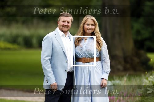 Den Haag  17 juli 2020
Koninklijk fotouurtje in de tuin van Huis ten Bosch . Vanwege corona was er veel minder pers uitgenodigd dan andere jaren. Aanwezig koning Willem Alexander Koningina Maxima en de prinsessen Amalia Alexia en Ariane .