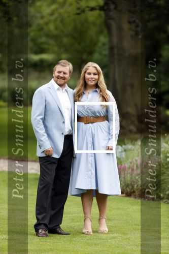 Den Haag  17 juli 2020
Koninklijk fotouurtje in de tuin van Huis ten Bosch . Vanwege corona was er veel minder pers uitgenodigd dan andere jaren. Aanwezig koning Willem Alexander Koningina Maxima en de prinsessen Amalia Alexia en Ariane .