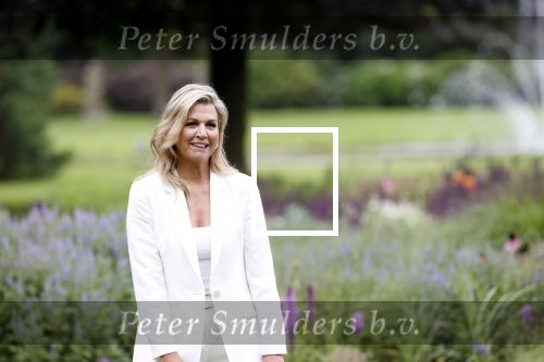 Den Haag  17 juli 2020
Koninklijk fotouurtje in de tuin van Huis ten Bosch . Vanwege corona was er veel minder pers uitgenodigd dan andere jaren. Aanwezig koning Willem Alexander Koningina Maxima en de prinsessen Amalia Alexia en Ariane .