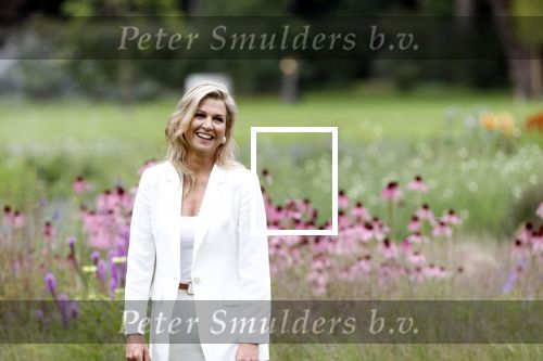 Den Haag  17 juli 2020
Koninklijk fotouurtje in de tuin van Huis ten Bosch . Vanwege corona was er veel minder pers uitgenodigd dan andere jaren. Aanwezig koning Willem Alexander Koningina Maxima en de prinsessen Amalia Alexia en Ariane .