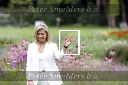 Den Haag  17 juli 2020
Koninklijk fotouurtje in de tuin van Huis ten Bosch . Vanwege corona was er veel minder pers uitgenodigd dan andere jaren. Aanwezig koning Willem Alexander Koningina Maxima en de prinsessen Amalia Alexia en Ariane .
