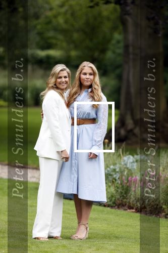 Den Haag  17 juli 2020
Koninklijk fotouurtje in de tuin van Huis ten Bosch . Vanwege corona was er veel minder pers uitgenodigd dan andere jaren. Aanwezig koning Willem Alexander Koningina Maxima en de prinsessen Amalia Alexia en Ariane .
