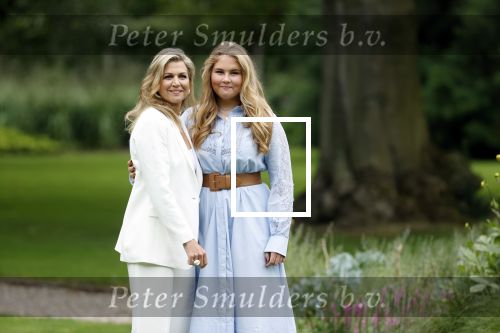 Den Haag  17 juli 2020
Koninklijk fotouurtje in de tuin van Huis ten Bosch . Vanwege corona was er veel minder pers uitgenodigd dan andere jaren. Aanwezig koning Willem Alexander Koningina Maxima en de prinsessen Amalia Alexia en Ariane .