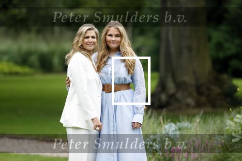 Den Haag  17 juli 2020
Koninklijk fotouurtje in de tuin van Huis ten Bosch . Vanwege corona was er veel minder pers uitgenodigd dan andere jaren. Aanwezig koning Willem Alexander Koningina Maxima en de prinsessen Amalia Alexia en Ariane .