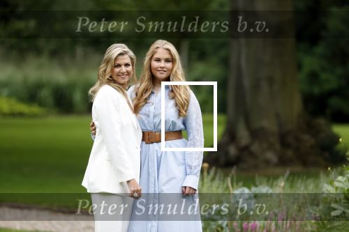 Den Haag  17 juli 2020
Koninklijk fotouurtje in de tuin van Huis ten Bosch . Vanwege corona was er veel minder pers uitgenodigd dan andere jaren. Aanwezig koning Willem Alexander Koningina Maxima en de prinsessen Amalia Alexia en Ariane .