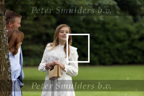 Den Haag  17 juli 2020
Koninklijk fotouurtje in de tuin van Huis ten Bosch . Vanwege corona was er veel minder pers uitgenodigd dan andere jaren. Aanwezig koning Willem Alexander Koningina Maxima en de prinsessen Amalia Alexia en Ariane .