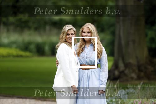 Den Haag  17 juli 2020
Koninklijk fotouurtje in de tuin van Huis ten Bosch . Vanwege corona was er veel minder pers uitgenodigd dan andere jaren. Aanwezig koning Willem Alexander Koningina Maxima en de prinsessen Amalia Alexia en Ariane .