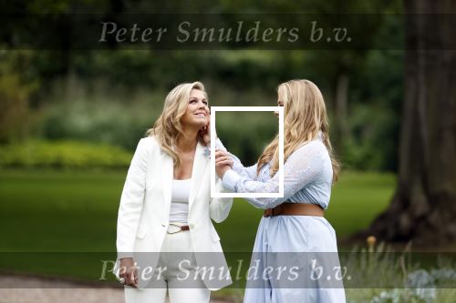 Den Haag  17 juli 2020
Koninklijk fotouurtje in de tuin van Huis ten Bosch . Vanwege corona was er veel minder pers uitgenodigd dan andere jaren. Aanwezig koning Willem Alexander Koningina Maxima en de prinsessen Amalia Alexia en Ariane .
