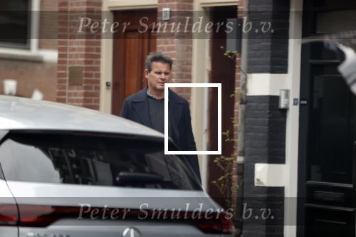 Amsterdam 2 april 2020
Leco v Zadelhoff doet boodschappen met zijn partner