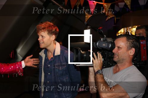 Amsterdam 14 juli 2020
Lex Uiting interviewt Gerard Joling bij opening cafe de Gouden bitterbal bij Madame Tussaud