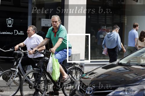 Amsterdam 20 juni 2020
Maarten Spanjer op de fiets in amsterdam zuid