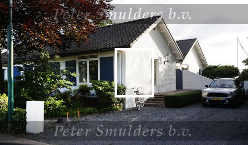 Breukeleveen 21 juni 2020
Mabel Wisse Smit haar huis en div autoâ€™s voor de deur
