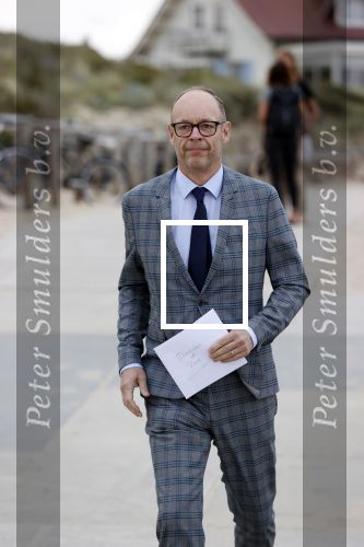 Noordwijk 16 juli 2020
Rene v d Gijp en zijn vrouw Minouche trouwen bij beachclub Tulum.