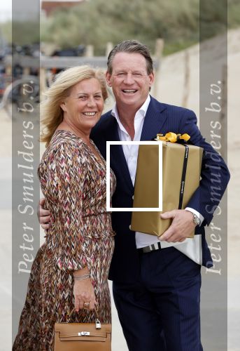 Noordwijk 16 juli 2020
Rene v d Gijp en zijn vrouw Minouche trouwen bij beachclub Tulum.