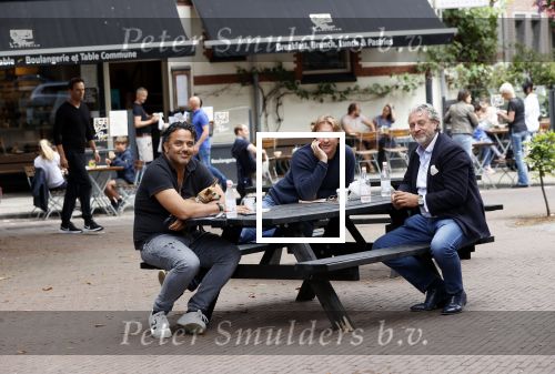 Amsterdam 15 juni 2020
Mark Teurlings Dennis Rugebregt en Sanne Rosinga op de cornelis schuytstraat