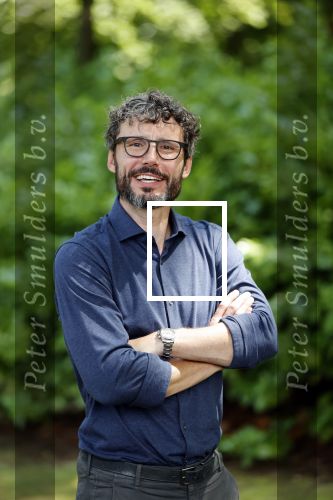 Doorn 27 juni 2020
Presentatie boek Wesley Sneijder . Het boek is geschreven door Kees Jansma en mark v Bommel ontving het eerste exemplaar.