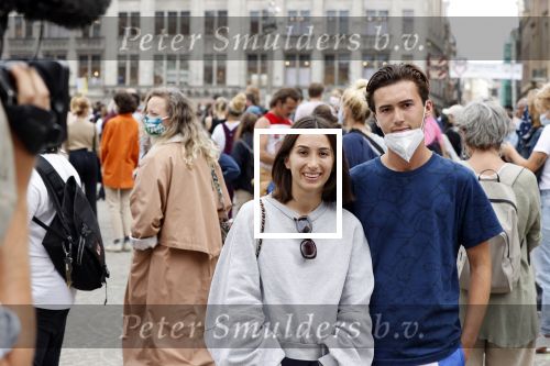 Amsterdam 1 juni 2020
Protest op de dam tegen poltiegeweld tegen donkere mensen. Demi en Nino Wilkes