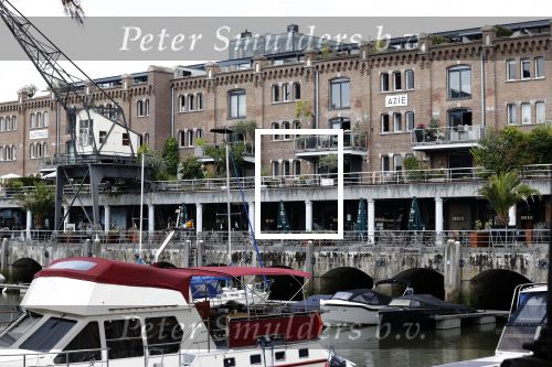 Rotterdam 18 juli 2020
Patricia Paay en haar man Robert Hinfelaar bij hun appartement/huis