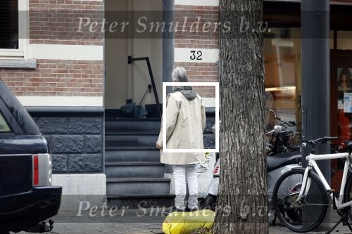 Amsterdam 14 juli 2020
Pieter Storms bekijkt met makelaar het huis van Eelko v Kooten . Het huis taat te koop en te huur