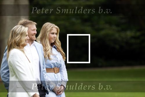Den Haag  17 juli 2020
Koninklijk fotouurtje in de tuin van Huis ten Bosch . Vanwege corona was er veel minder pers uitgenodigd dan andere jaren. Aanwezig koning Willem Alexander Koningina Maxima en de prinsessen Amalia Alexia en Ariane .