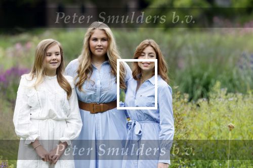 Den Haag  17 juli 2020
Koninklijk fotouurtje in de tuin van Huis ten Bosch . Vanwege corona was er veel minder pers uitgenodigd dan andere jaren. Aanwezig koning Willem Alexander Koningina Maxima en de prinsessen Amalia Alexia en Ariane .