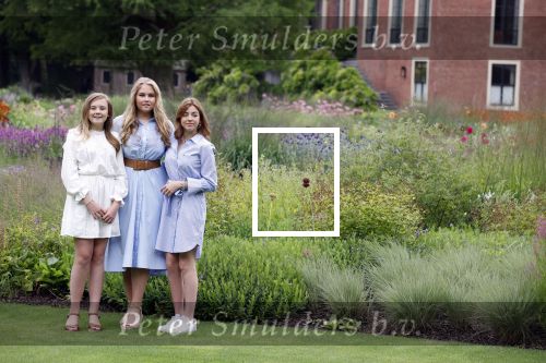 Den Haag  17 juli 2020
Koninklijk fotouurtje in de tuin van Huis ten Bosch . Vanwege corona was er veel minder pers uitgenodigd dan andere jaren. Aanwezig koning Willem Alexander Koningina Maxima en de prinsessen Amalia Alexia en Ariane .