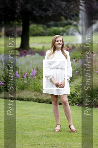 Den Haag  17 juli 2020
Koninklijk fotouurtje in de tuin van Huis ten Bosch . Vanwege corona was er veel minder pers uitgenodigd dan andere jaren. Aanwezig koning Willem Alexander Koningina Maxima en de prinsessen Amalia Alexia en Ariane .