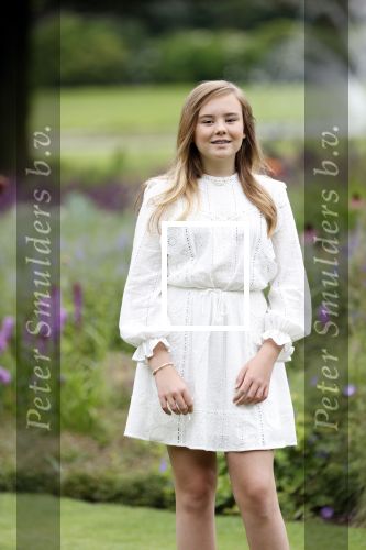 Den Haag  17 juli 2020
Koninklijk fotouurtje in de tuin van Huis ten Bosch . Vanwege corona was er veel minder pers uitgenodigd dan andere jaren. Aanwezig koning Willem Alexander Koningina Maxima en de prinsessen Amalia Alexia en Ariane .