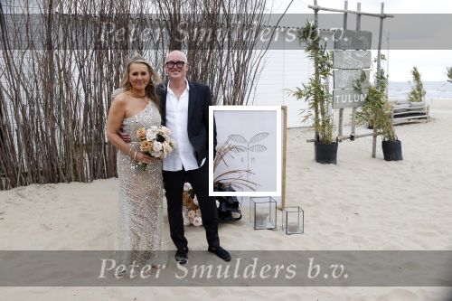 Noordwijk 16 juli 2020
Rene v d Gijp en zijn vrouw Minouche trouwen bij beachclub Tulum.
