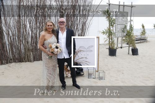 Noordwijk 16 juli 2020
Rene v d Gijp en zijn vrouw Minouche trouwen bij beachclub Tulum.