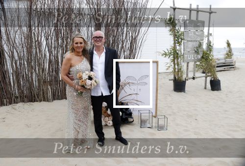Noordwijk 16 juli 2020
Rene v d Gijp en zijn vrouw Minouche trouwen bij beachclub Tulum.