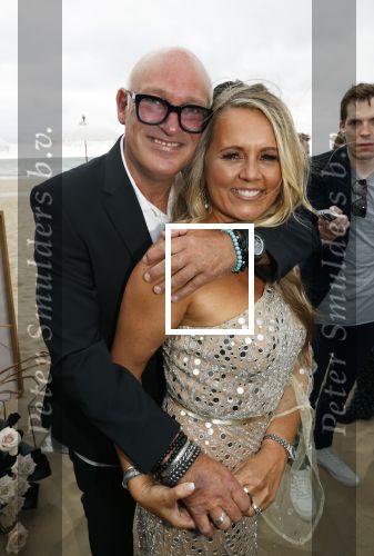 Noordwijk 16 juli 2020
Rene v d Gijp en zijn vrouw Minouche trouwen bij beachclub Tulum.