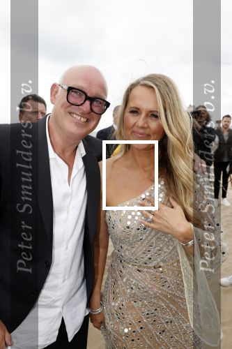 Noordwijk 16 juli 2020
Rene v d Gijp en zijn vrouw Minouche trouwen bij beachclub Tulum.