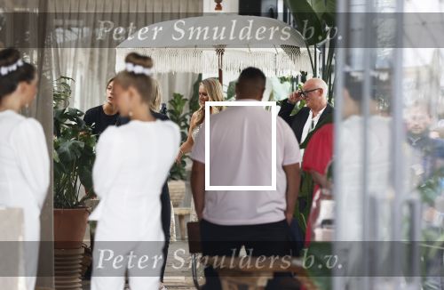 Noordwijk 16 juli 2020
Rene v d Gijp en zijn vrouw Minouche trouwen bij beachclub Tulum.