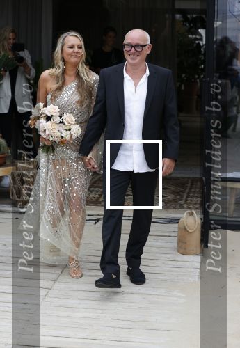 Noordwijk 16 juli 2020
Rene v d Gijp en zijn vrouw Minouche trouwen bij beachclub Tulum.