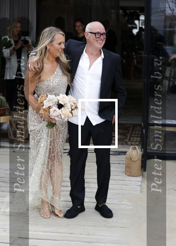Noordwijk 16 juli 2020
Rene v d Gijp en zijn vrouw Minouche trouwen bij beachclub Tulum.