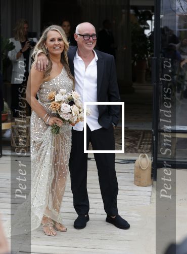 Noordwijk 16 juli 2020
Rene v d Gijp en zijn vrouw Minouche trouwen bij beachclub Tulum.