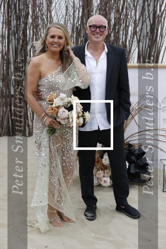 Noordwijk 16 juli 2020
Rene v d Gijp en zijn vrouw Minouche trouwen bij beachclub Tulum.