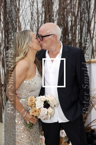 Noordwijk 16 juli 2020
Rene v d Gijp en zijn vrouw Minouche trouwen bij beachclub Tulum.