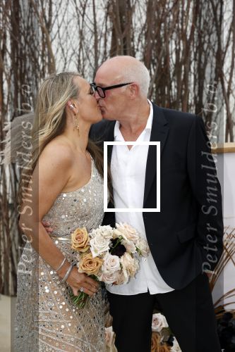 Noordwijk 16 juli 2020
Rene v d Gijp en zijn vrouw Minouche trouwen bij beachclub Tulum.