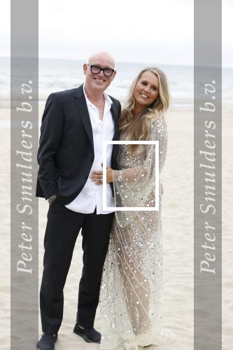 Noordwijk 16 juli 2020
Rene v d Gijp en zijn vrouw Minouche trouwen bij beachclub Tulum.