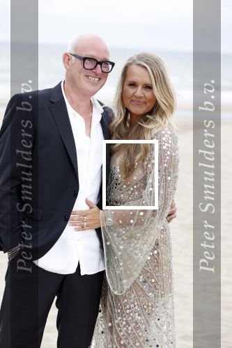 Noordwijk 16 juli 2020
Rene v d Gijp en zijn vrouw Minouche trouwen bij beachclub Tulum.