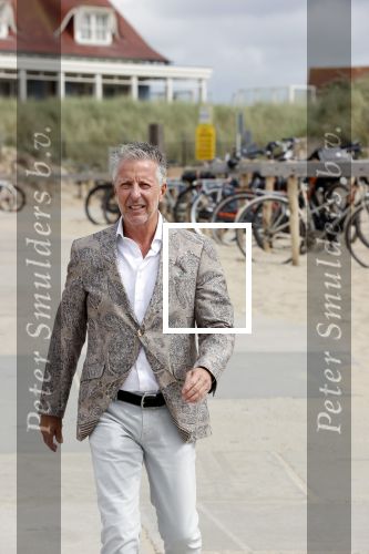 Noordwijk 16 juli 2020
Rene v d Gijp en zijn vrouw Minouche trouwen bij beachclub Tulum.