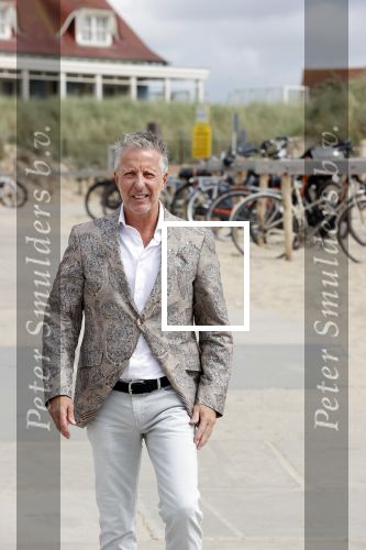 Noordwijk 16 juli 2020
Rene v d Gijp en zijn vrouw Minouche trouwen bij beachclub Tulum.